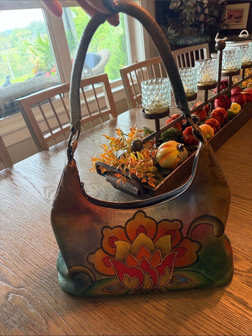 Anuschka Hand-Painted Floral Shoulder Bag in Multicolor. Beautiful
